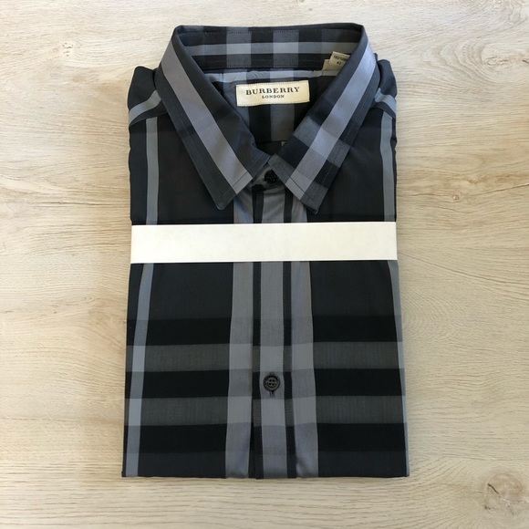 Burberry Other - Burberry long sleeve button down 17 34-35